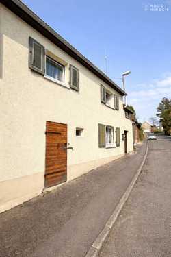 Außenansicht - Sanierungsbedürftiges Haus mit Scheune bei Heilbronn viel Potenzial zum Top-Preis