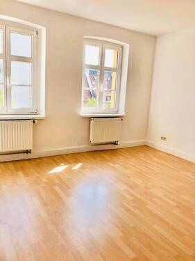 549fb006-29b0-4e8f-8d2c-b2d5ffe633be.jpg - ~ 2-Zimmer mit Balkon - Wohnen in der Feldstadt mit tollem Blick ~ 2. OGDachgeschoss