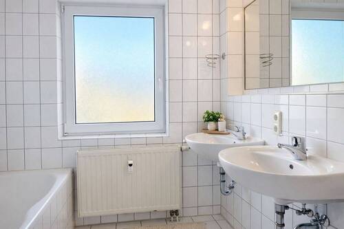 Bad.jpg - 3 Zimmer Etagenwohnung in Hechingen