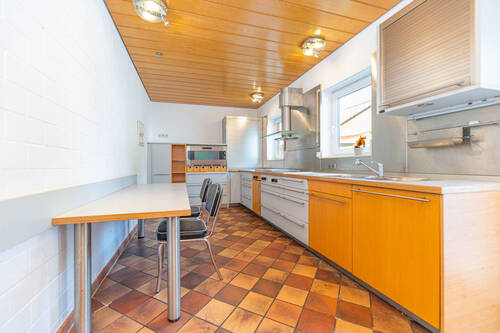 Geräumige Küche - Einfamilienhaus mit 206,00 m² in Groß-Zimmern zum Kaufen