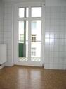 Die Küche mit Balkon - Etagenwohnung mit 67,00 m&sup2; in Schwerin zur Miete