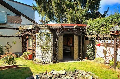 Gartenhaeusschen - 