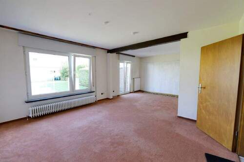 Wohn-/Esszimmer - 
