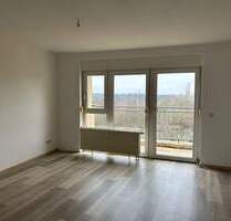 Helle DG-Wohnung mit Balkon & traumhaftem Blick ins Grüne - ruhig gelegen in Gohlis-Süd - Leipzig