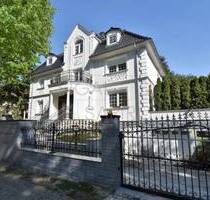 REPRÄSENTATIVES VILLENANWESEN IN TOP-LAGE NAHE ROSENECK - Berlin Schmargendorf