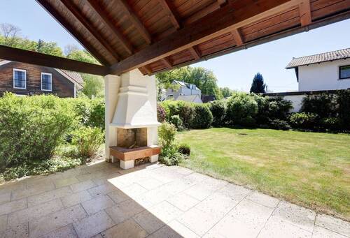 Terrasse mit Kamin - 
