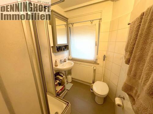 Badezimmer 2.OG links - 