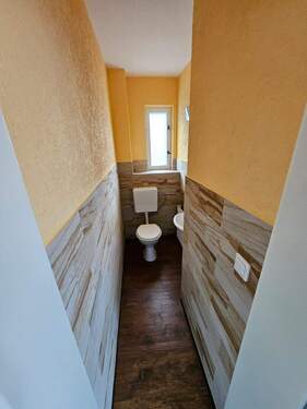 WC - 