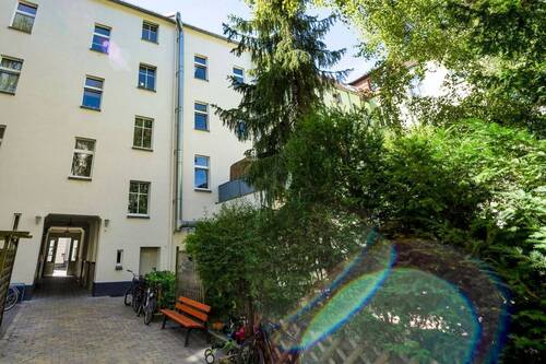 Fassade - 5 Zimmer Etagenwohnung zum Kaufen in Berlin