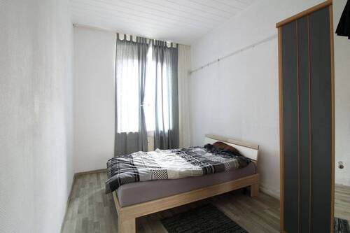 Schlafzimmer - 1 Zimmer Mehrfamilienhaus, Wohnhaus in Dortmund