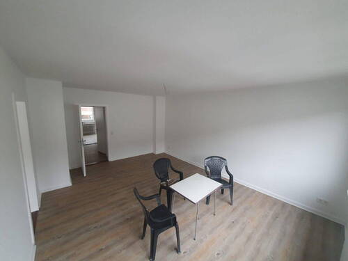 Bild 2 - 3 Zimmer Etagenwohnung zur Miete in Bremen