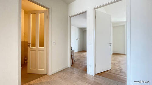 Diele, Wannenbad, Zimmer - 