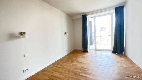 Zimmer rechts - 