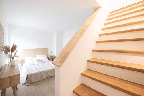 Treppe zum Dachboden - 