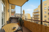 Referenzfoto Balkon - In Kürze bezugsfrei: 5 -Zimmer-Wohnung mit Balkon, TG-Stellplatz und Lift in Zentrumslage!