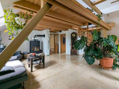 WE03_Wohnzimmer mit Galerie - 