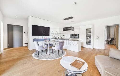 Wohn- und Essbereich - 3 Zimmer Etagenwohnung in Berlin