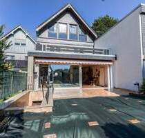 Großzügiges Reihenhaus in Leverkusen-Rheindorf * 5-Zi * ca. 151,38 m² Wfl. * ca. 84,64 m² Nutzfl. * Einzelgarage * Da...