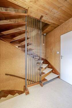 Flur - Doppelhaushälfte mit 111,00 m&sup2; in Affalterbach zum Kaufen