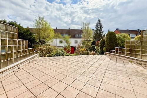 Grosszügige Terrasse - 