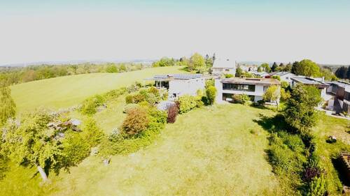 Einblicke Garten - Einfamilienhaus mit 271,10 m&sup2; in Wadern zum Kaufen