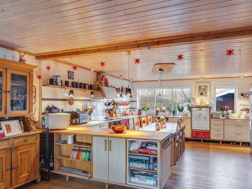 Von früh bis spät: Die Familienzentrale - 1 Zimmer Mehrfamilienhaus, Wohnhaus in Süderbrarup