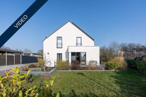 Einfamilienhaus in Melle - Riemsloh - Exklusives Zuhause mit Pool und viel Platz