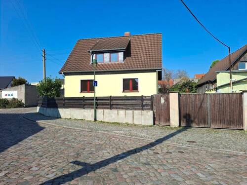 20260318_132852.jpg - EFH + zus. Baugrundstück in MD Alt Olvenstedt !