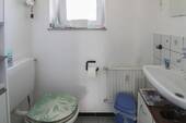 1 OG separate Toilette - 