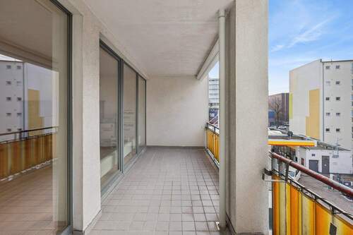 Loggia - Etagenwohnung mit 136,20 m&sup2; in Berlin zum Kaufen