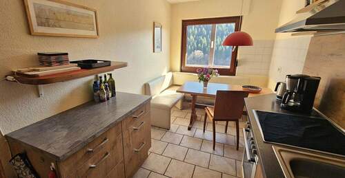 Die Küche mit Essbereich - 