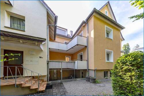 Haus 18a, Eingang - Etagenwohnung mit 61,90 m&sup2; in Überlingen am See zum Kaufen