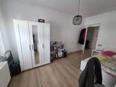 Zimmer 2 - 