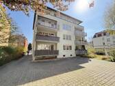 Hausansicht Garten - 2 Zimmer Etagenwohnung zum Kaufen in Dresden