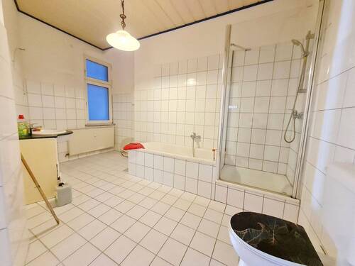 Vollbadezimmer - 