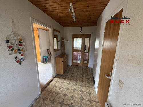 Flur - Einfamilienhaus mit 145,00 m² in Gruibingen zum Kaufen