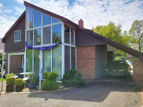 Ansicht ELGW u. Carport - 