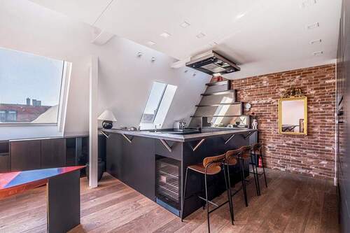 Hochwertige Einbauküche - 6 Zimmer Etagenwohnung in Berlin