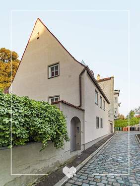 Außenansicht - 5 Zimmer Mehrfamilienhaus, Wohnhaus in Augsburg