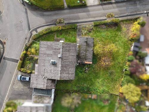 Vogelperspektive - 7 Zimmer Einfamilienhaus zum Kaufen in Cölbe