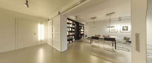 Flur - 4 Zimmer Etagenwohnung in Düsseldorf