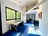 Kinderzimmer-Büro - 