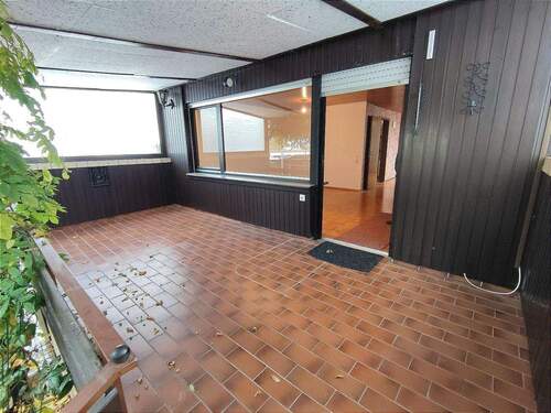 große und geschützte Terrasse ... - 