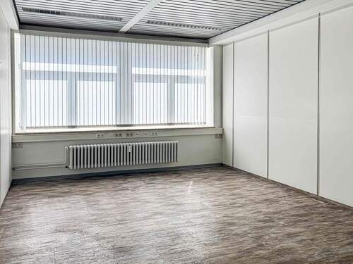 Büro / Behandlungsraum - 