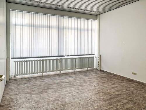 Büro / Behandlungsraum - 