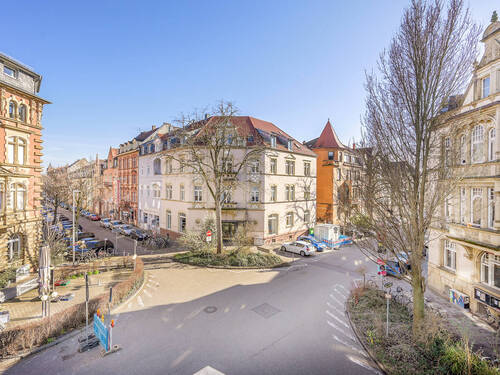 Aussicht - 3 Zimmer Mehrfamilienhaus, Wohnhaus zum Kaufen in Karlsruhe / Südweststadt