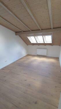 Zimmer 3 - 