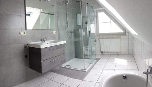 Badezimmer DG - 
