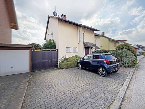 Außenansicht - Doppelhaushälfte mit 115,00 m&sup2; in Barntrup zum Kaufen