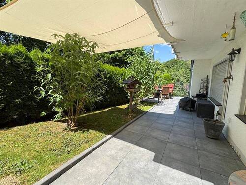 Süd-West-Terrasse - Exklusive und altersgerechte EG-Whng. mit EFH-Charakter!